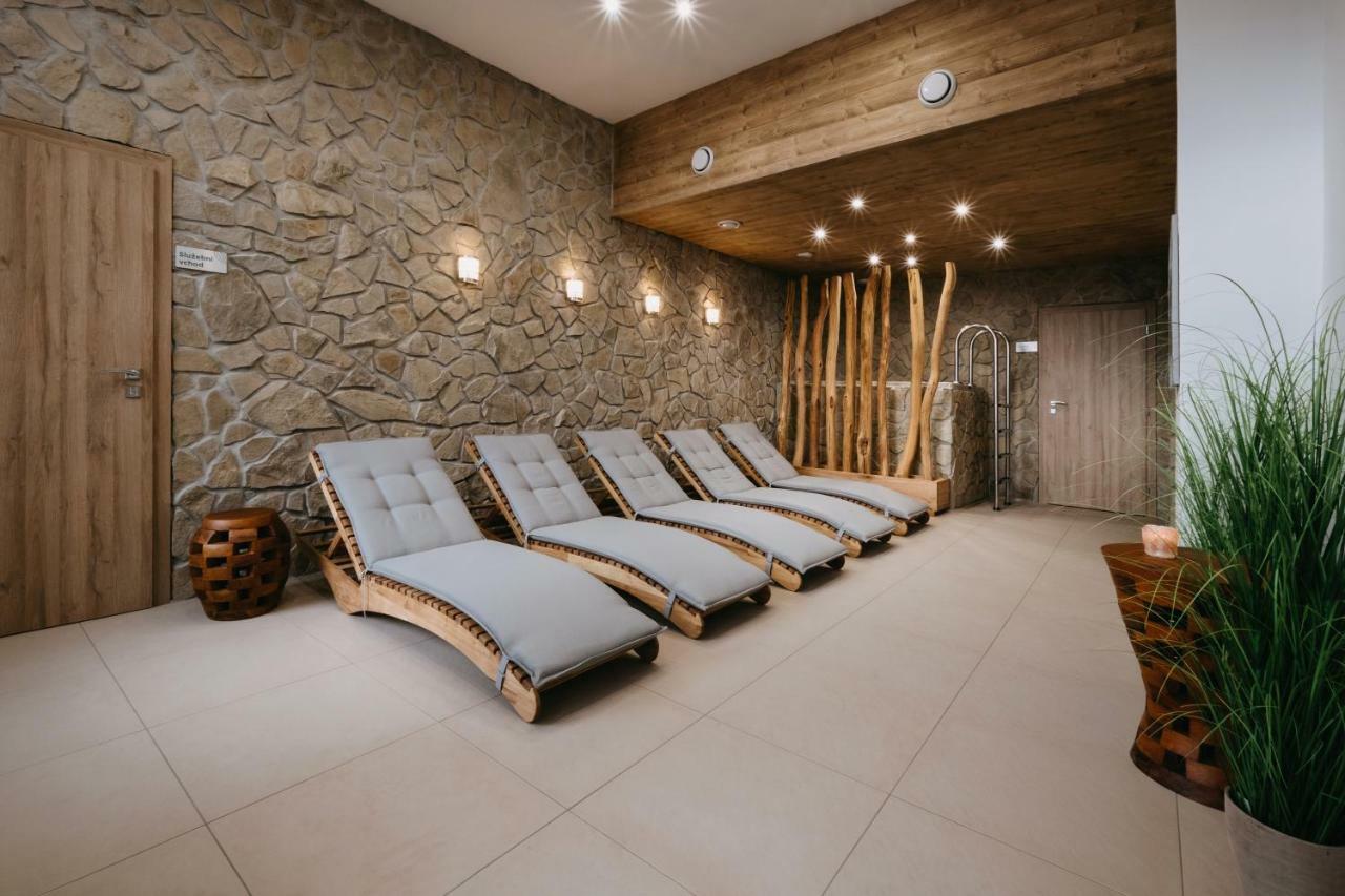 Wellness Hotel Marta Sněžné Buitenkant foto